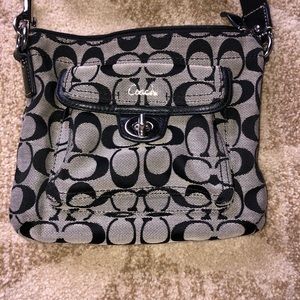 Cross body Coach purse/matching wallet